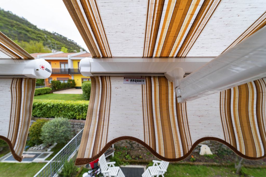 Errebi tendaggi - Tenda Esterna a bracci